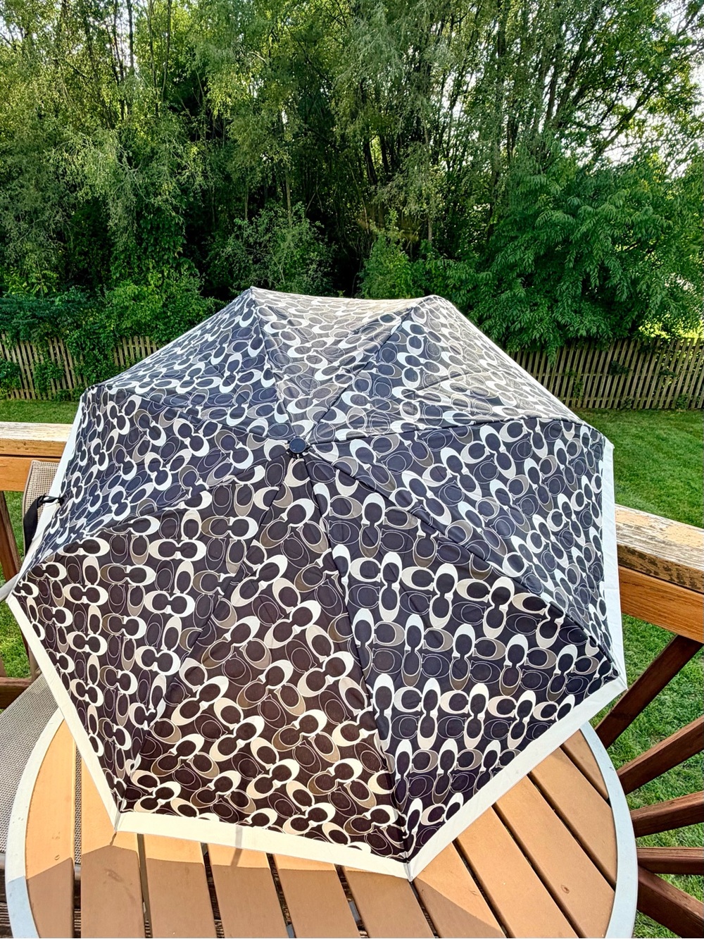 Coach Signature Monogram Compact Umbrella Black, White & Grey - Picture 7 of 10